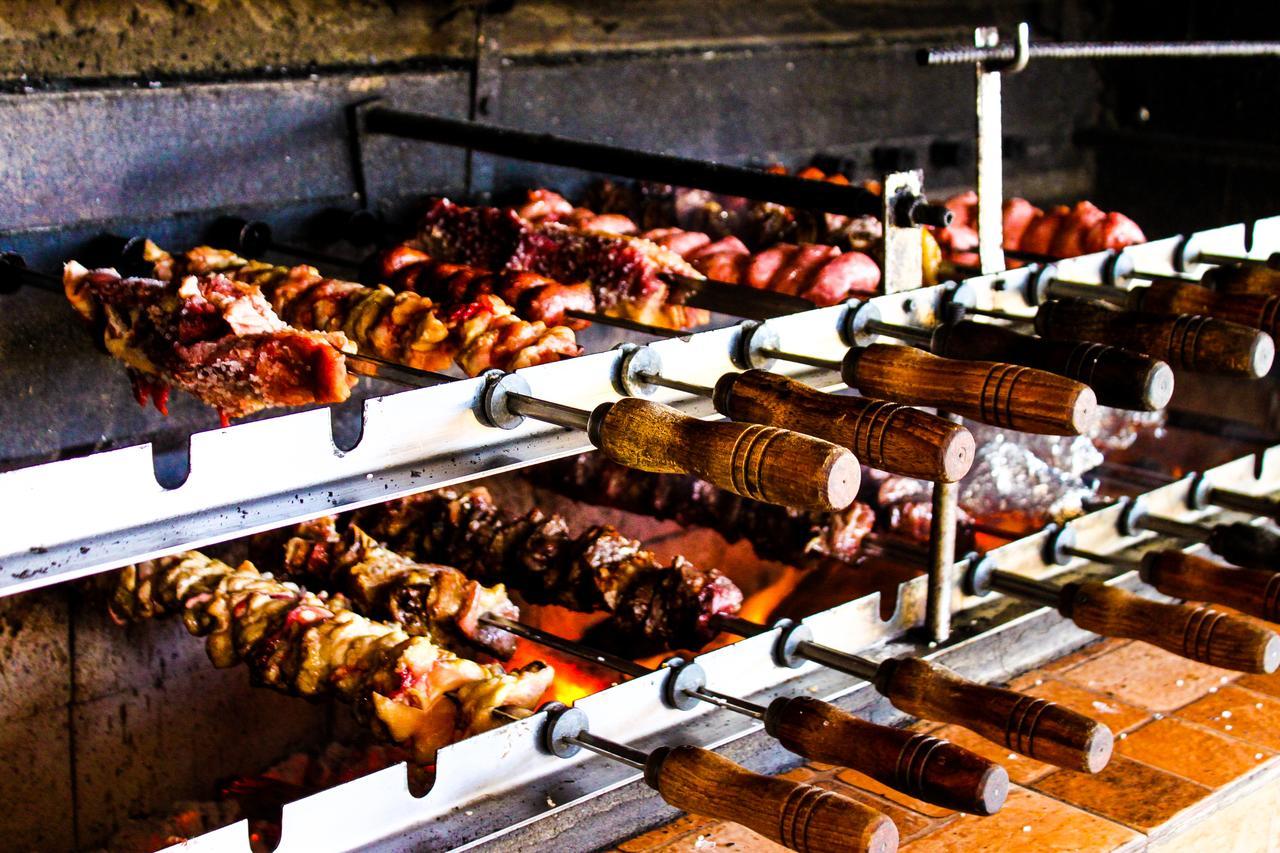Hotel Churrascaria Pantaneira Pocone Exterior photo